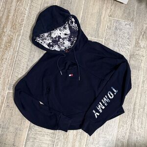 Tommy Hilfiger Navy Cropped Hoodie